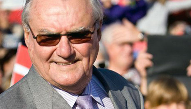 H.K.H. Prins Henrik overdrager skulptur til Ringkøbing